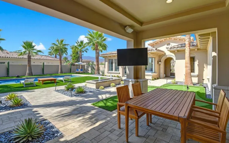 FRONT PATIO TABLE.jpg mls