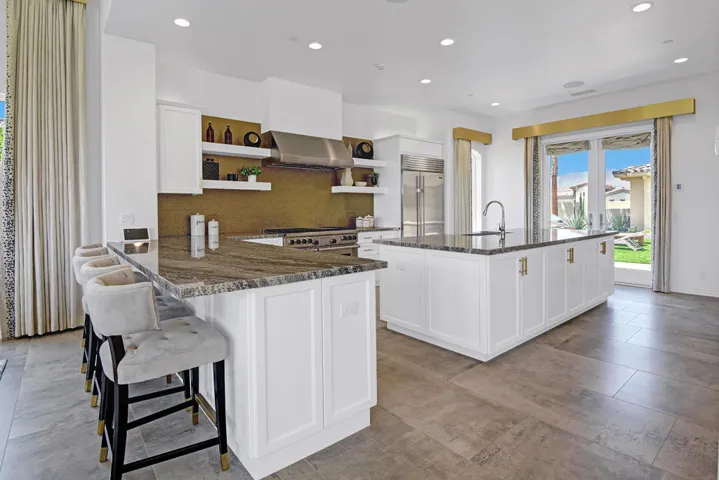 KITCHEN.jpg mls