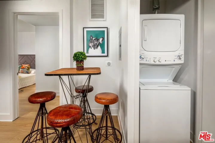 710 N El Centro Avenue 713, Los Angeles, California 90038