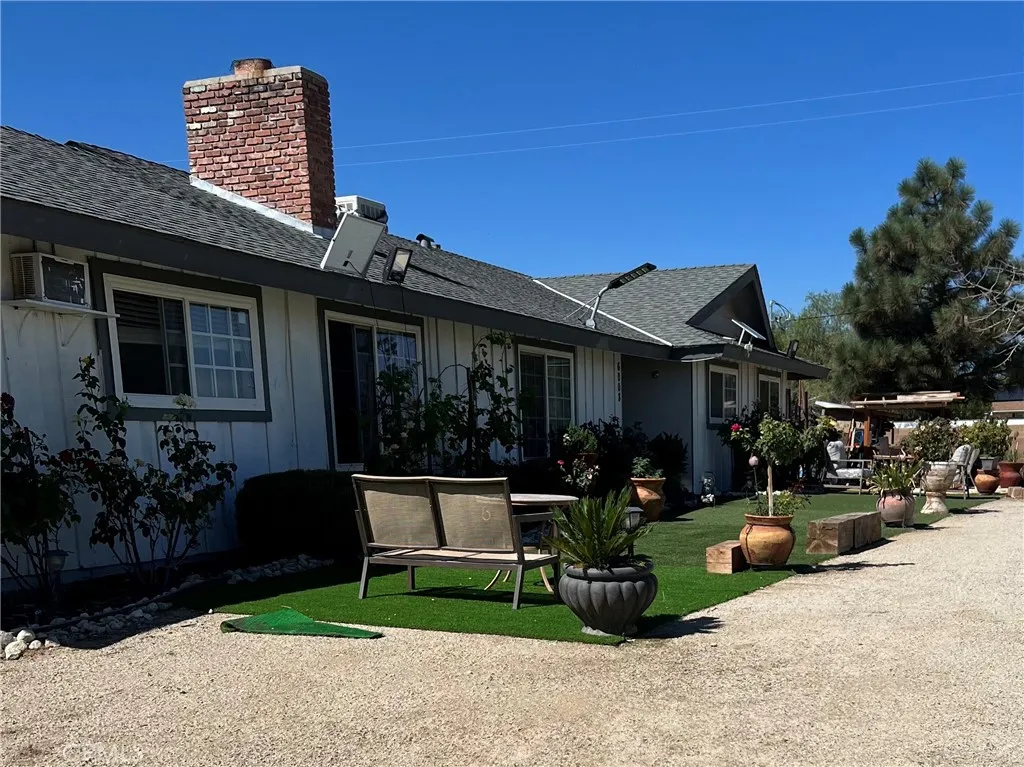 6008 E Avenue T2, Palmdale, California 93552 home-pic-2