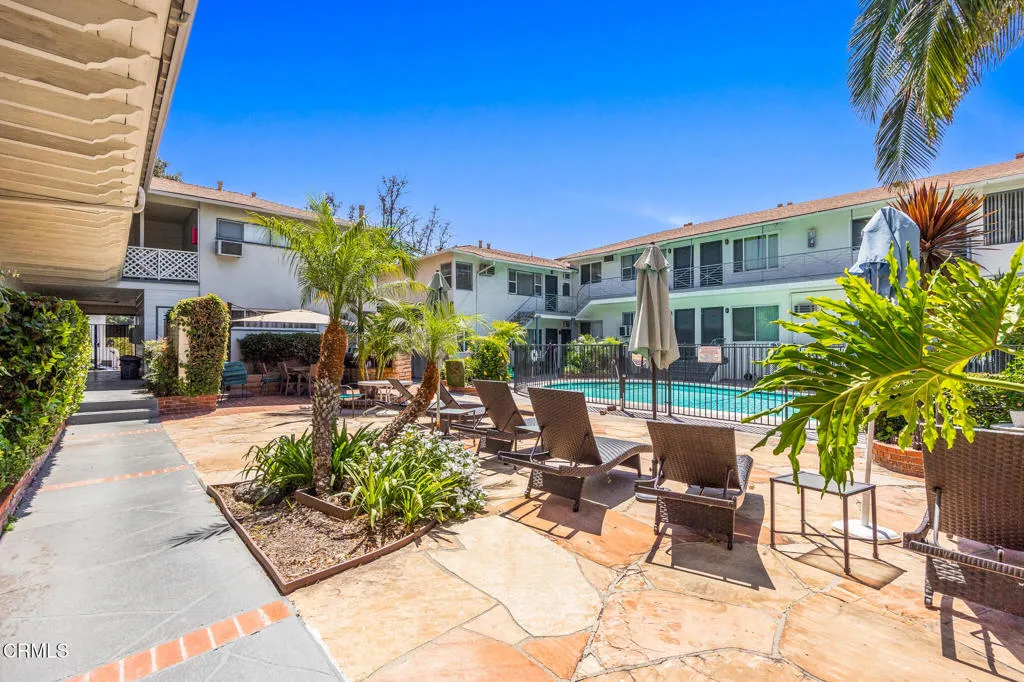 275 N Garfield Avenue, Pasadena, California 91101 home-pic-4