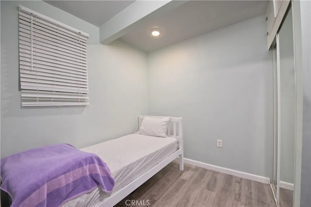 2756 W 15th Street, Los Angeles, California 90006 home-pic-12