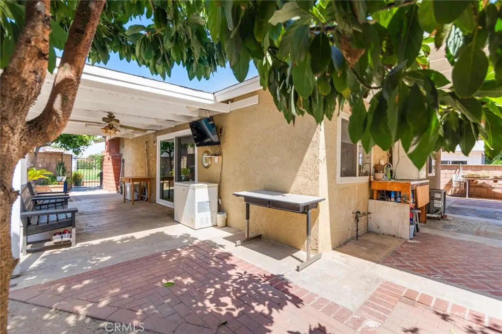 7120 Idyllwild Lane, Riverside, California 92503 home-pic-8
