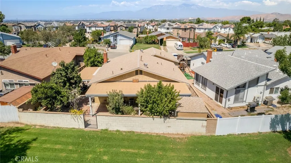 7120 Idyllwild Lane, Riverside, California 92503 home-pic-3