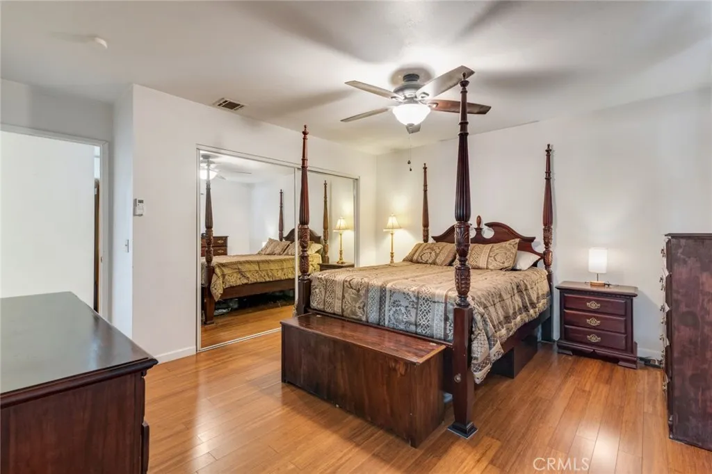 7120 Idyllwild Lane, Riverside, California 92503 home-pic-18
