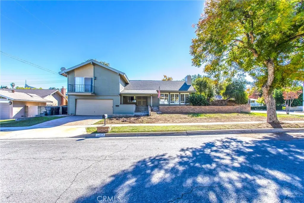 412 Phlox Court, Redlands, California 92373 home-pic-1