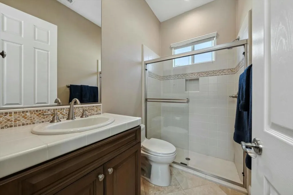 80233 Via Tesoro, La Quinta, California 92253 home-pic-37