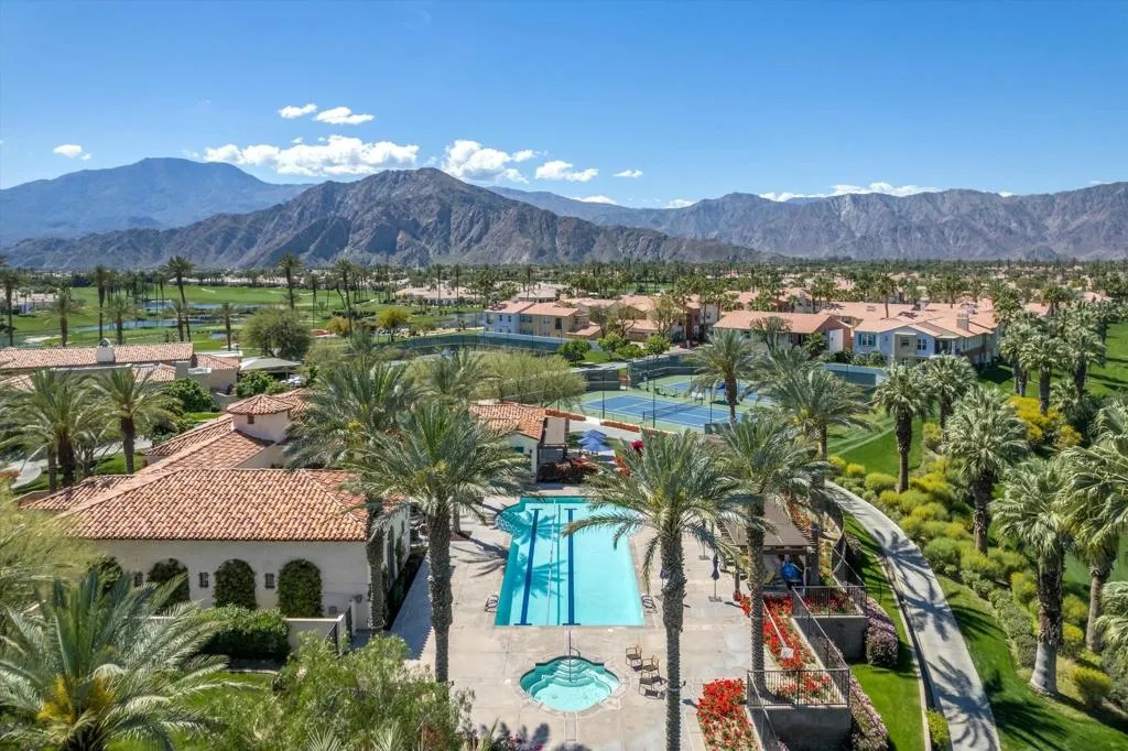 80233 Via Tesoro, La Quinta, California 92253 home-pic-49