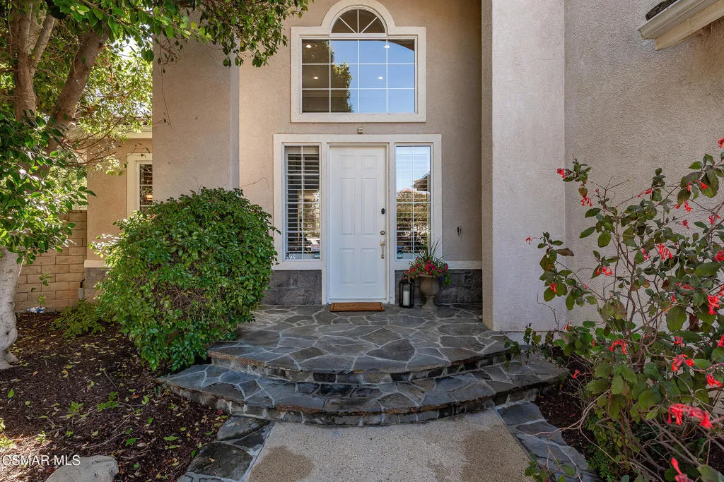 206 Shady Hills Court, Simi Valley, California 93065 home-pic-5