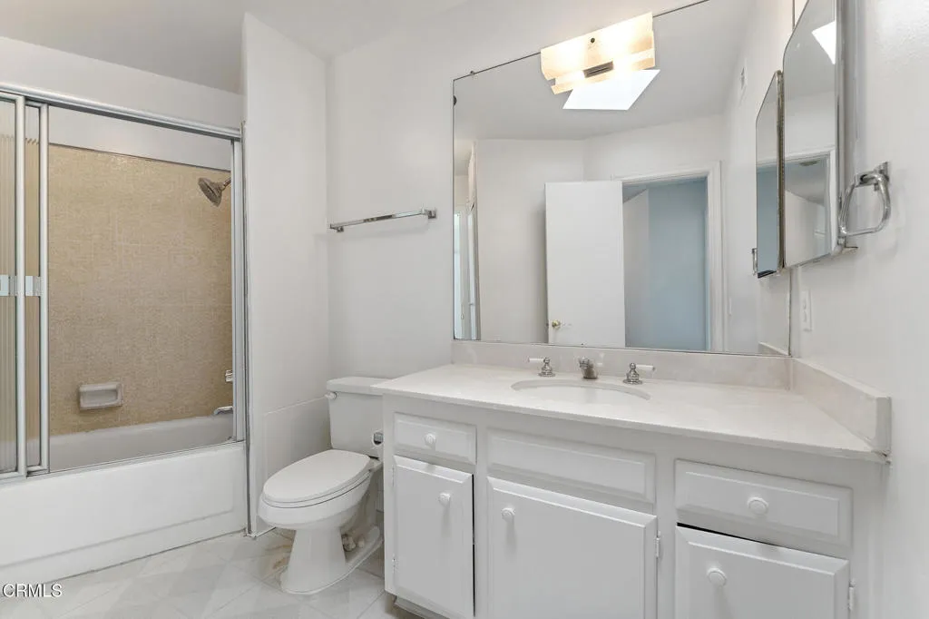 1988 Rolling Vista Drive 21, Lomita, California 90717 home-pic-24