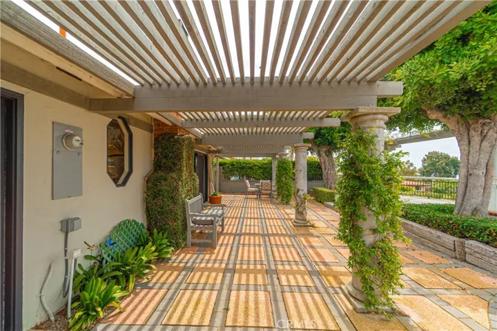 28303 Golden Meadow Drive, Rancho Palos Verdes, California 90275