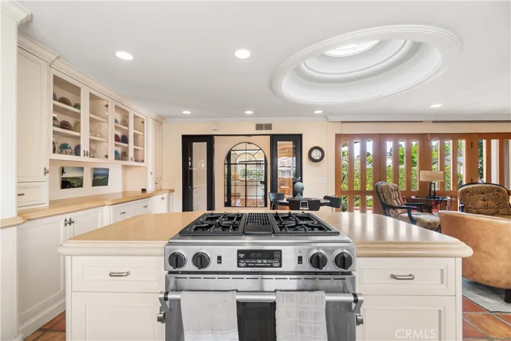 28303 Golden Meadow Drive, Rancho Palos Verdes, California 90275