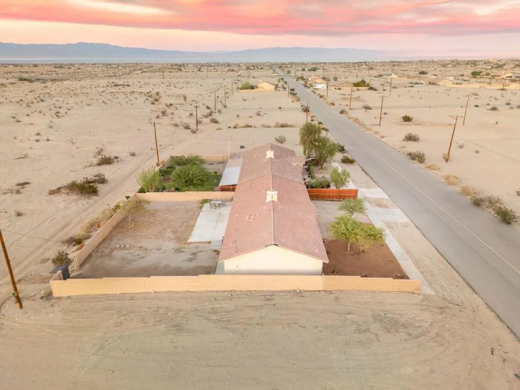 1492 N Marina Drive, Thermal, California 92274 home-pic-6