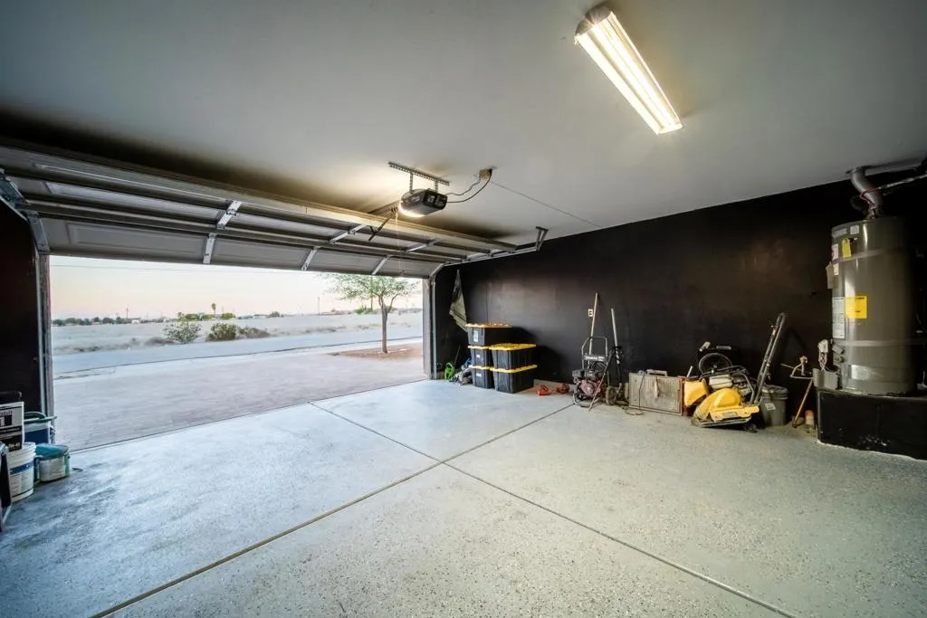 1492 N Marina Drive, Thermal, California 92274 home-pic-33