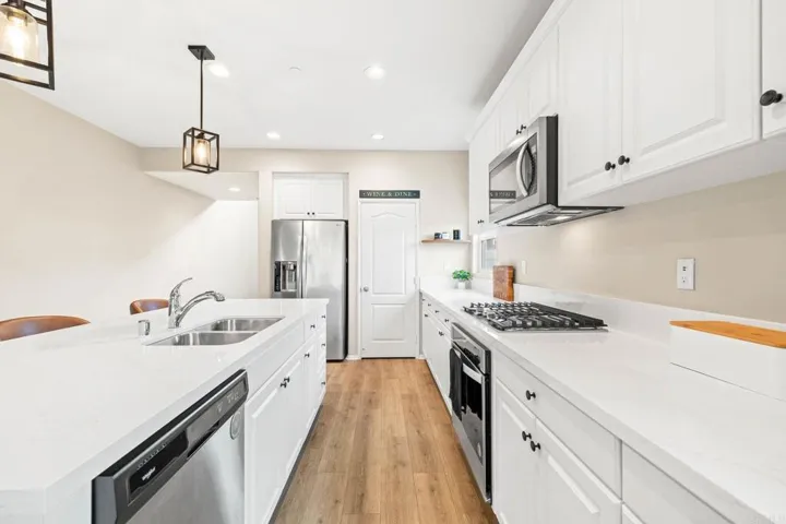 35846 Esperia Way, Fallbrook, California 92028