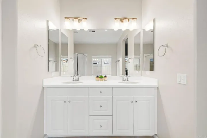 35846 Esperia Way, Fallbrook, California 92028
