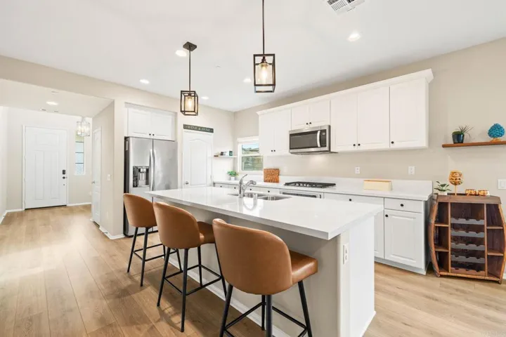35846 Esperia Way, Fallbrook, California 92028