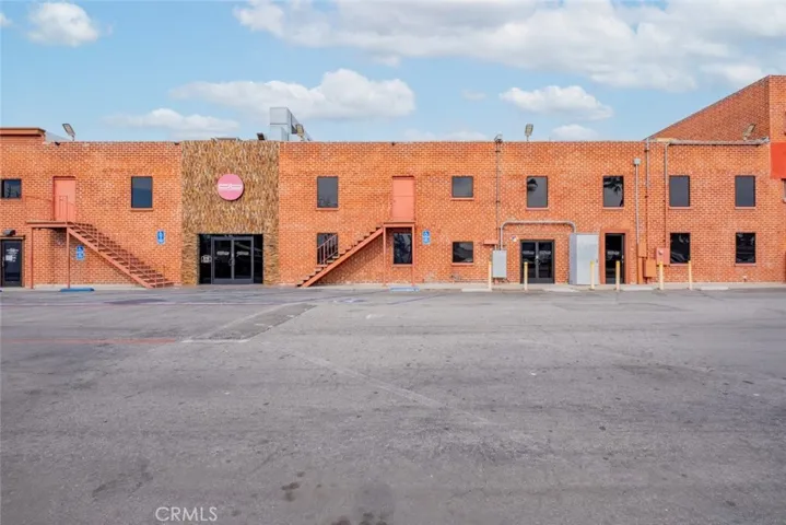 8206 Firestone Boulevard, Downey, California 90241