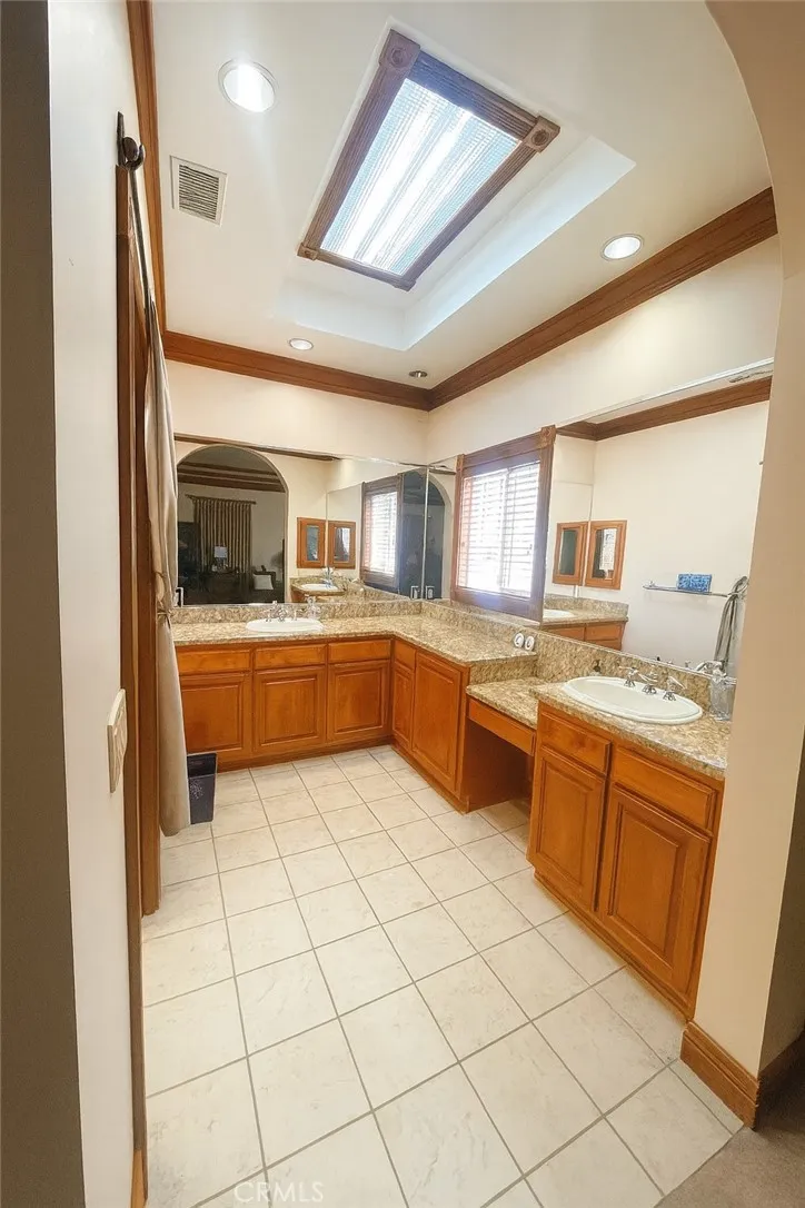 3414 W 82nd Street, Inglewood, California 90305 home-pic-10