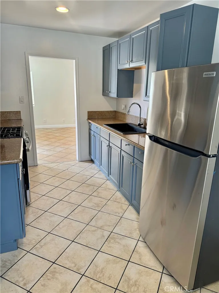 4904 El Segundo, Hawthorne, California 90250, 2 Bedrooms Bedrooms, ,1 BathroomBathrooms,Residential Lease,For Rent,El Segundo,SB25207214