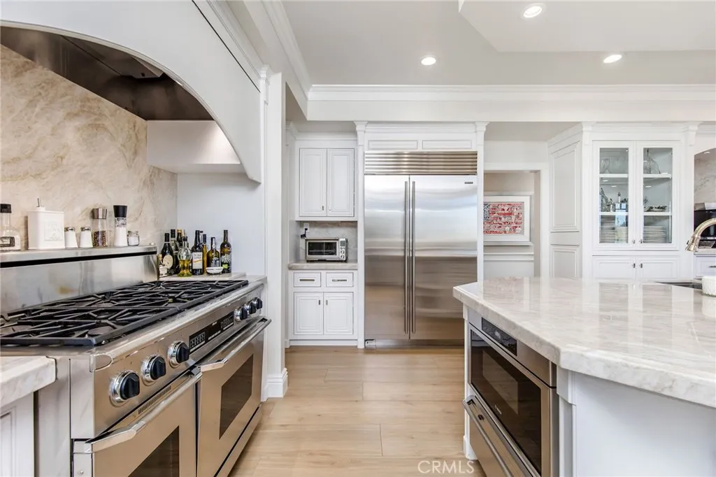 24965 Kit Carson Road, Hidden Hills, California 91302 home-pic-11