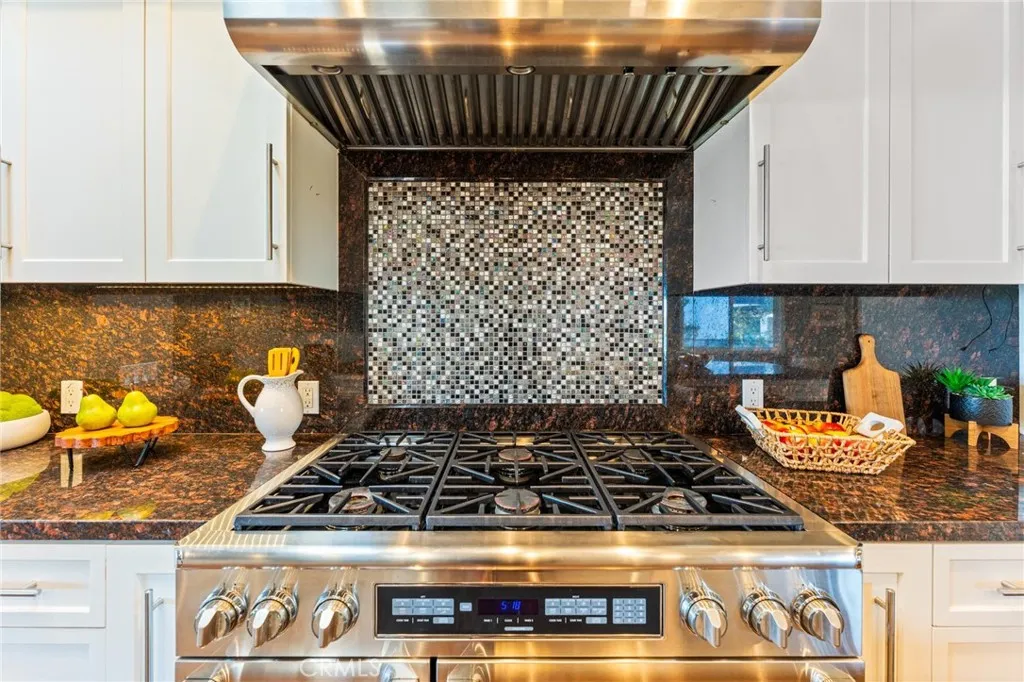 2987 Quedada, Newport Beach, California 92660 home-pic-9