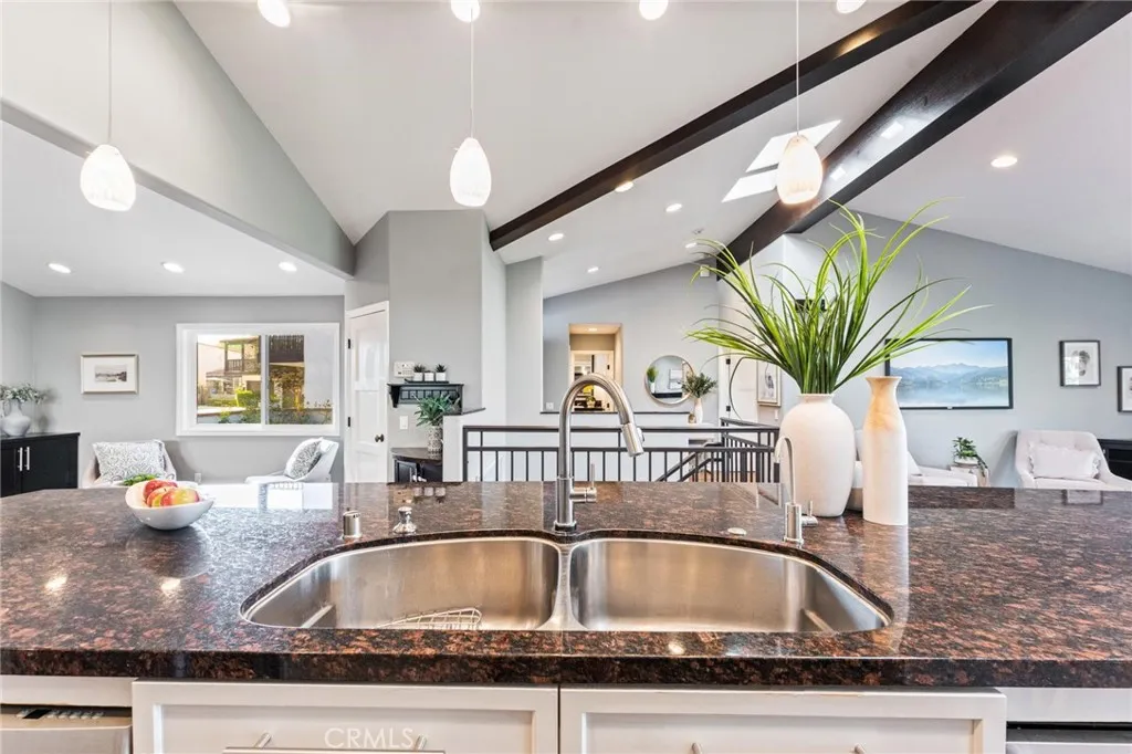 2987 Quedada, Newport Beach, California 92660 home-pic-11