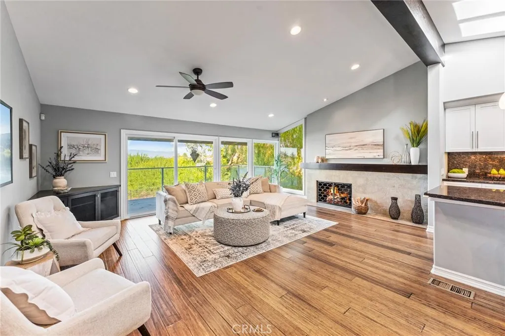 2987 Quedada, Newport Beach, California 92660 home-pic-2