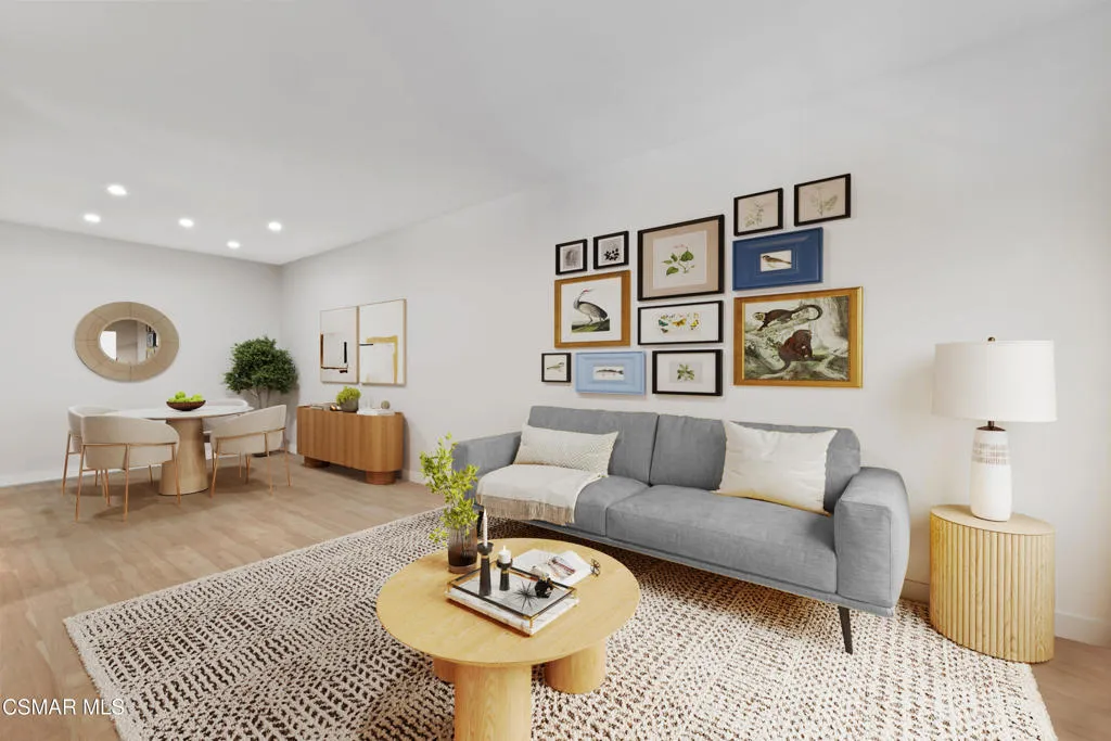 513 Water Oak Lane D, Oak Park, California 91377 home-pic-1