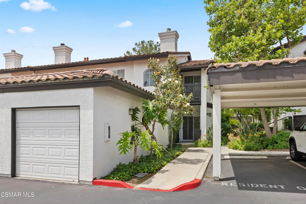 513 Water Oak Lane D, Oak Park, California 91377 home-pic-14