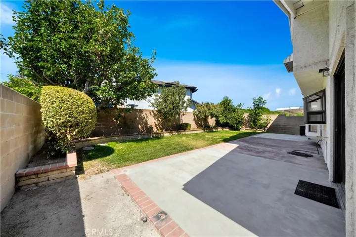 8261 Sparrow Lane, La Palma, California 90623
