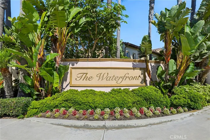 The Waterfront Community in Huntington Beach