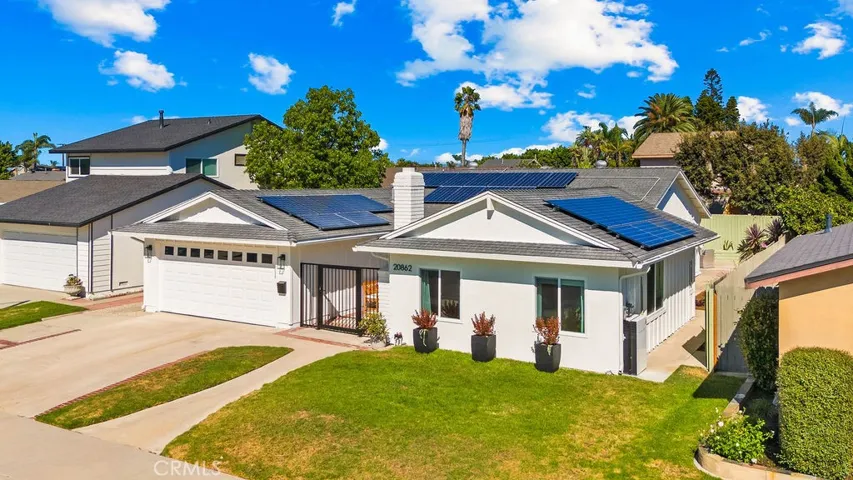 20862 Lancelot Lane, Huntington Beach, California 92646