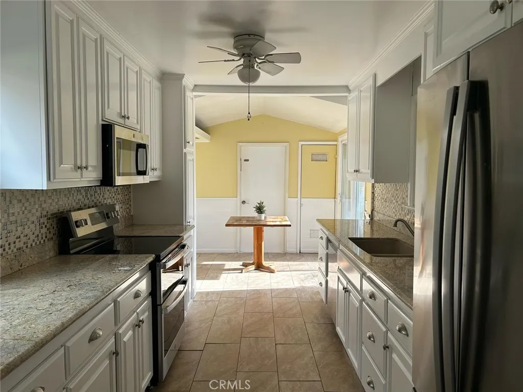 1215 Coronet, Pasadena, California 91107 home-pic-8