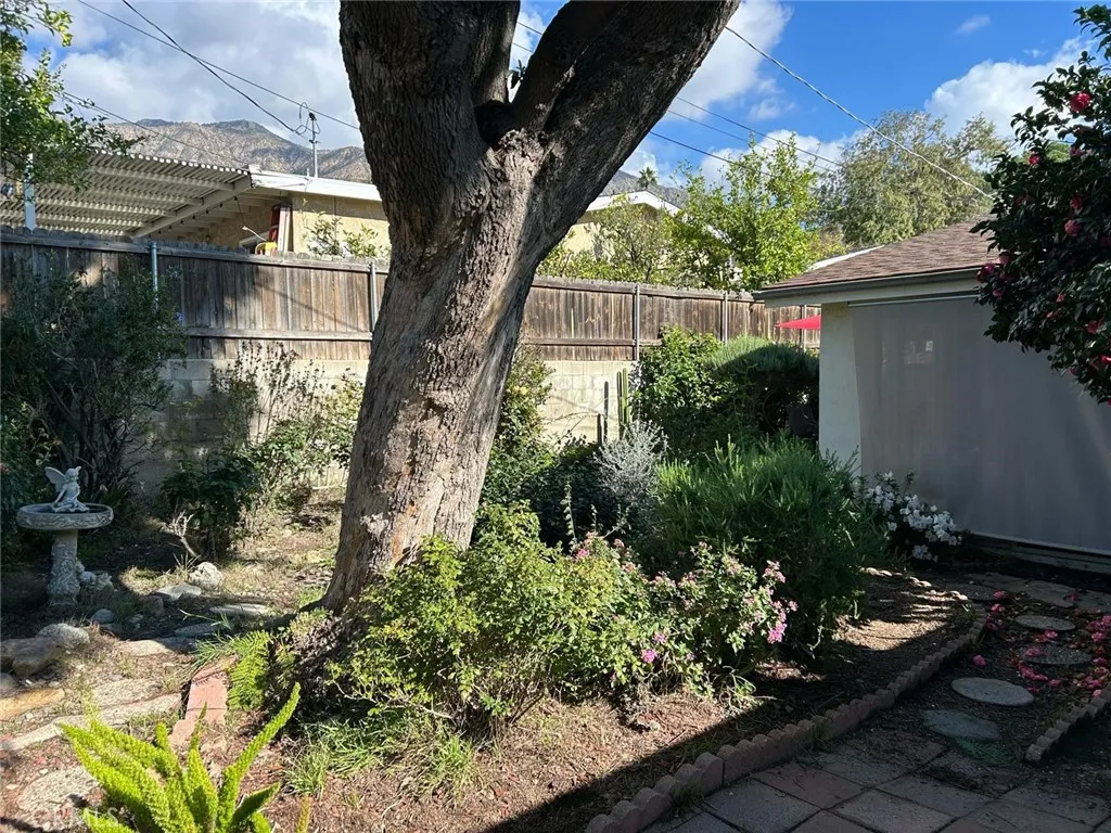 1215 Coronet, Pasadena, California 91107 home-pic-21