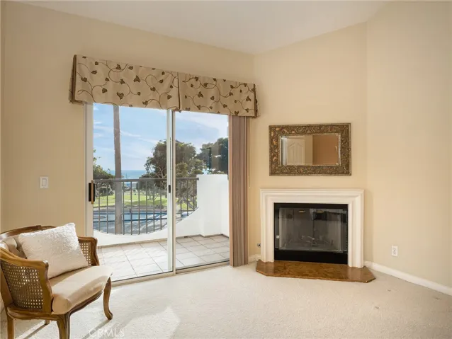 200 N Catalina Avenue F, Redondo Beach, California 90277