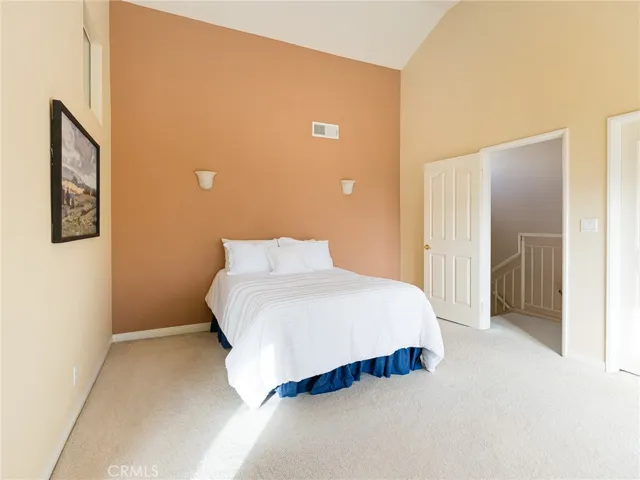 200 N Catalina Avenue F, Redondo Beach, California 90277