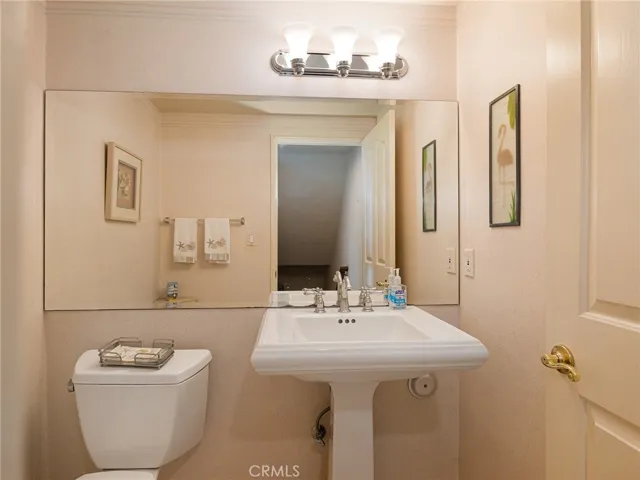 200 N Catalina Avenue F, Redondo Beach, California 90277