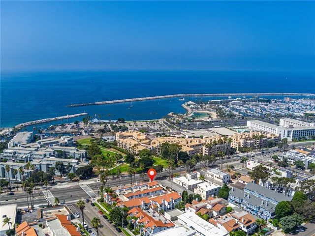 200 N Catalina Avenue F, Redondo Beach, California 90277