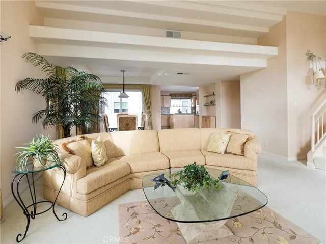 200 N Catalina Avenue F, Redondo Beach, California 90277