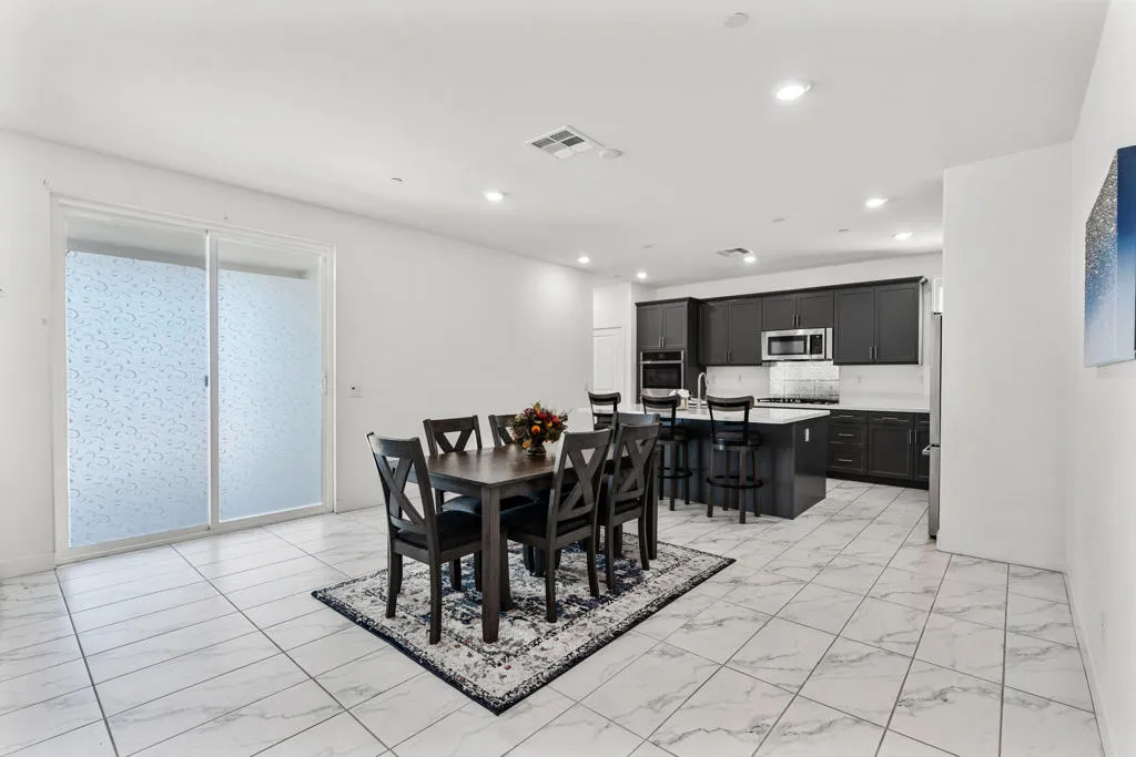 41138 Harvey Mudd Drive, Palm Desert, California 92211 home-pic-7