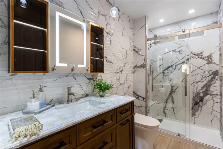 Upstairs Bathroom