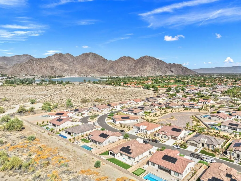 80335 Segovia View Way, La Quinta, California 92253 home-pic-1