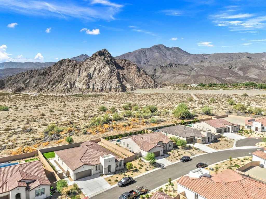 80335 Segovia View Way, La Quinta, California 92253 home-pic-5