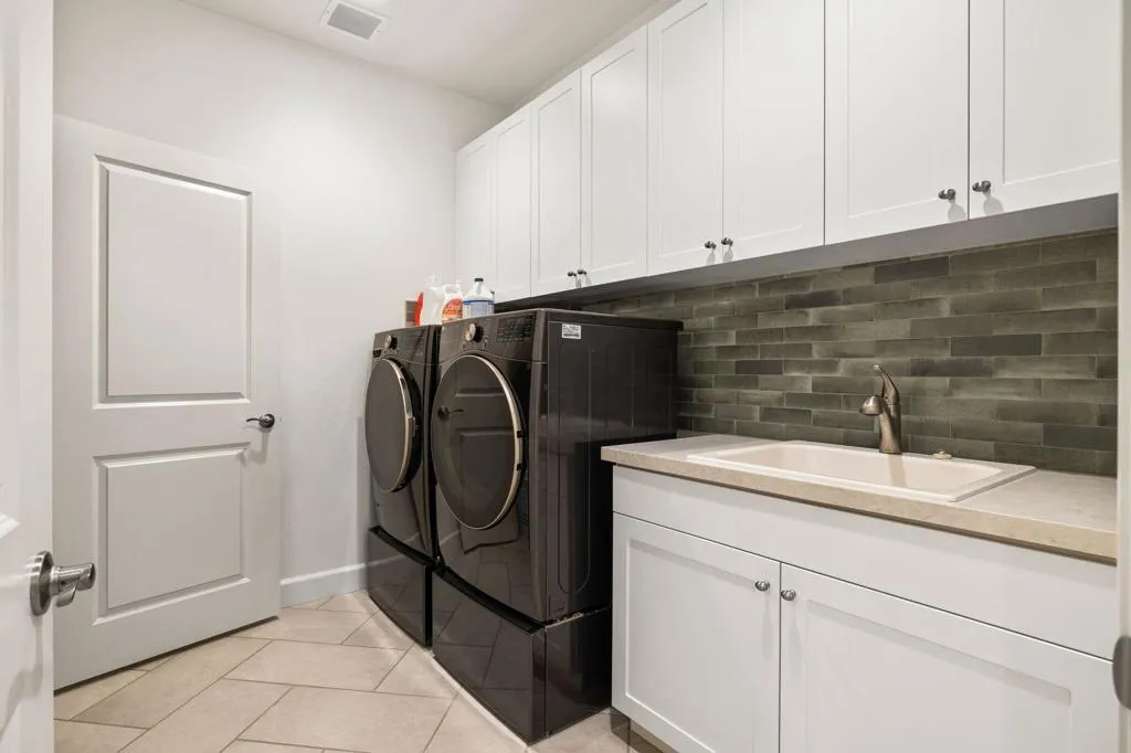 80335 Segovia View Way, La Quinta, California 92253 home-pic-24