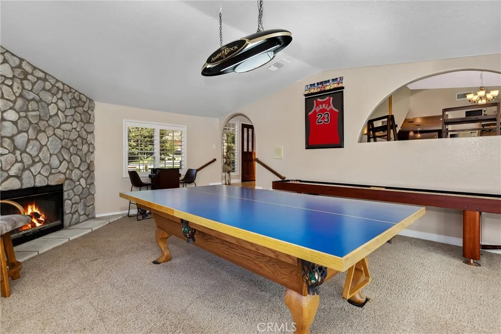 35225 Crystal Street, Yucaipa, California 92399 home-pic-8
