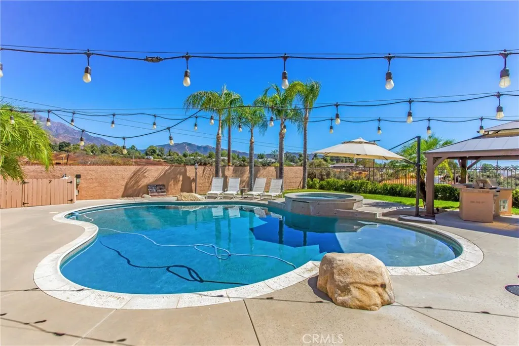 35225 Crystal Street, Yucaipa, California 92399 home-pic-37