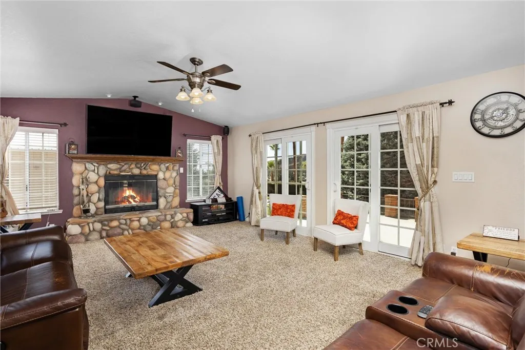 35225 Crystal Street, Yucaipa, California 92399 home-pic-18