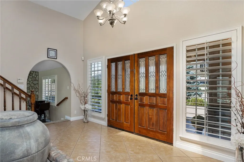 35225 Crystal Street, Yucaipa, California 92399 home-pic-5
