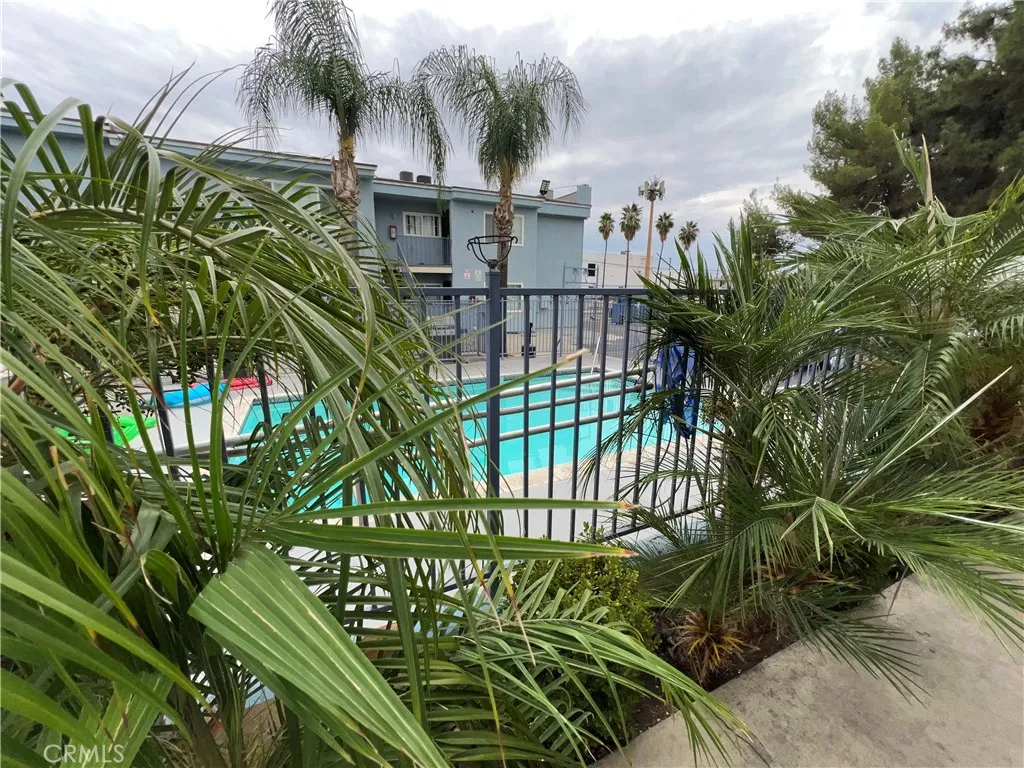 1525 E Lynwood Drive, San Bernardino, California 92404 — photo 5